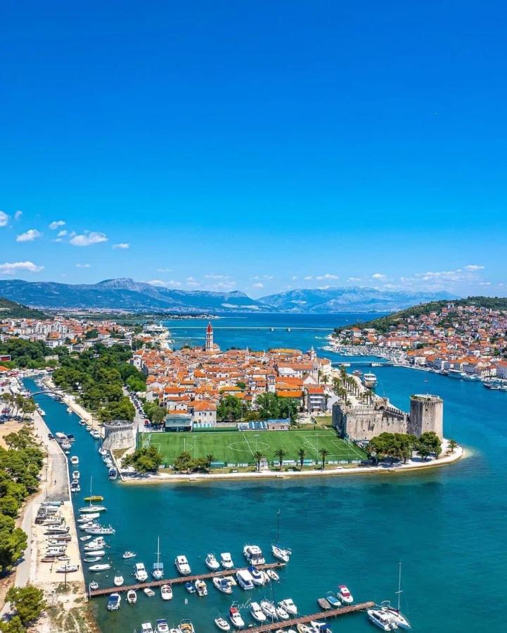 Angelus * Trogir