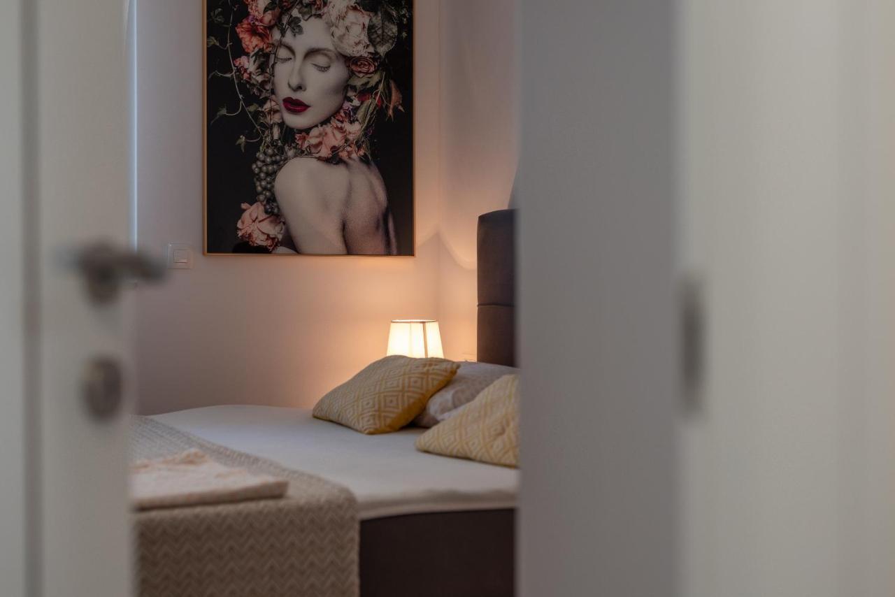 Apartment Angelus Trogir
